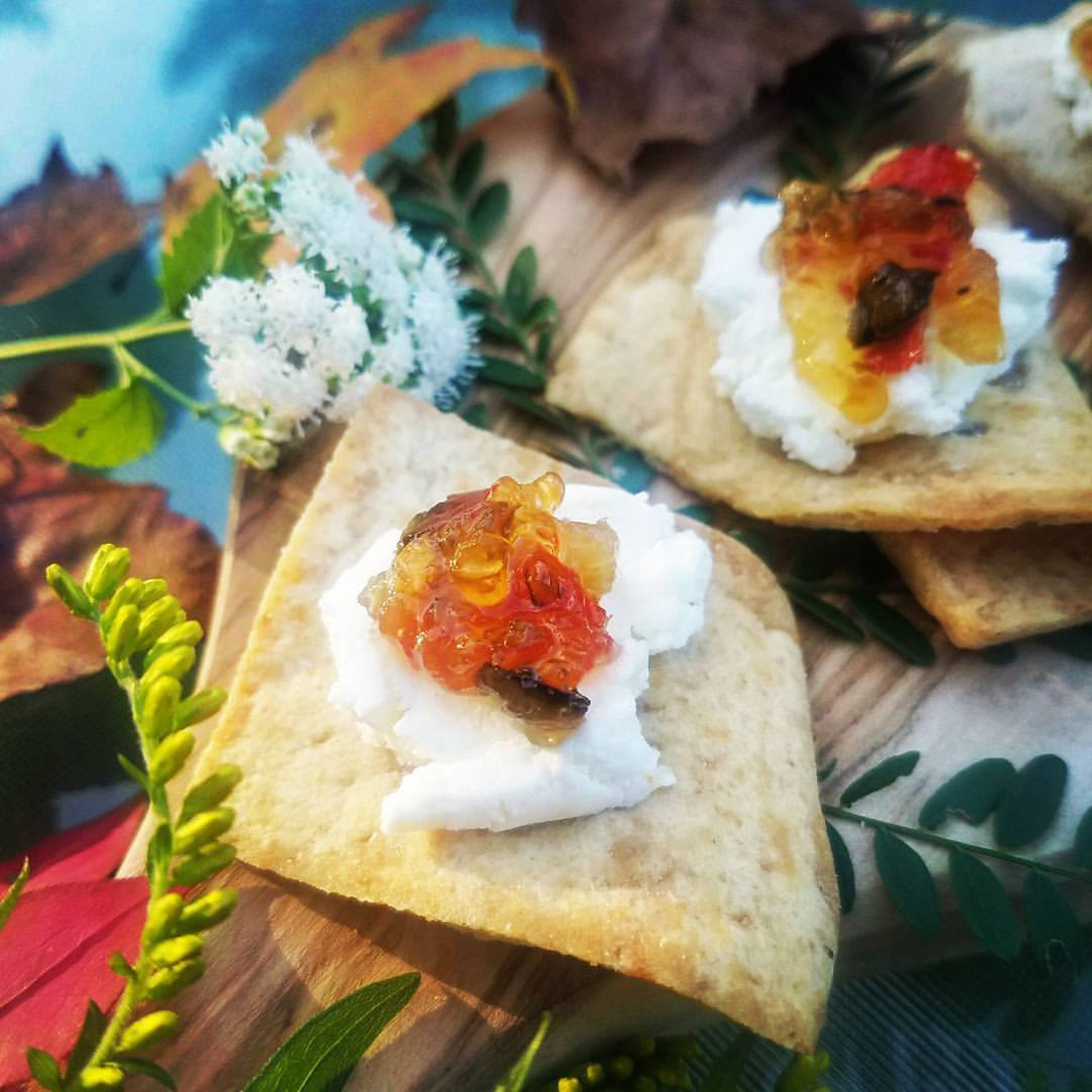 Brandywine Table Spread the Joy County Lines Online